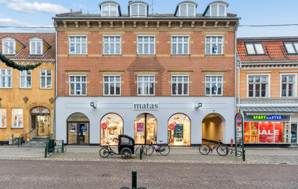 Photo of Brogade 3 and the surrounding area of the building